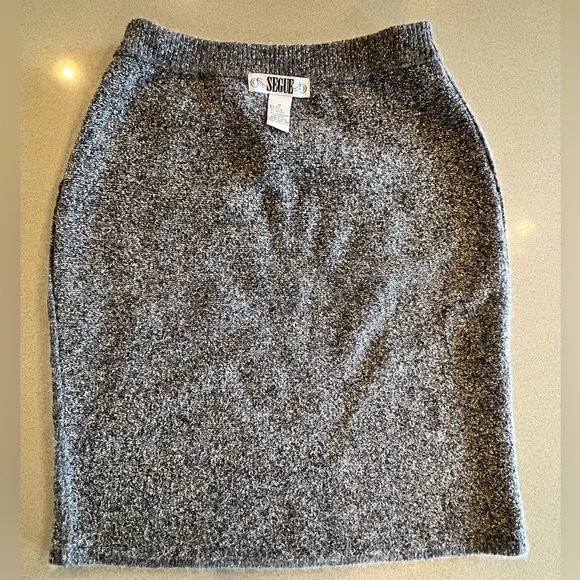 Vintage 80’s grey pencil skirt silk wool blend size medium - Picture 3 of 10